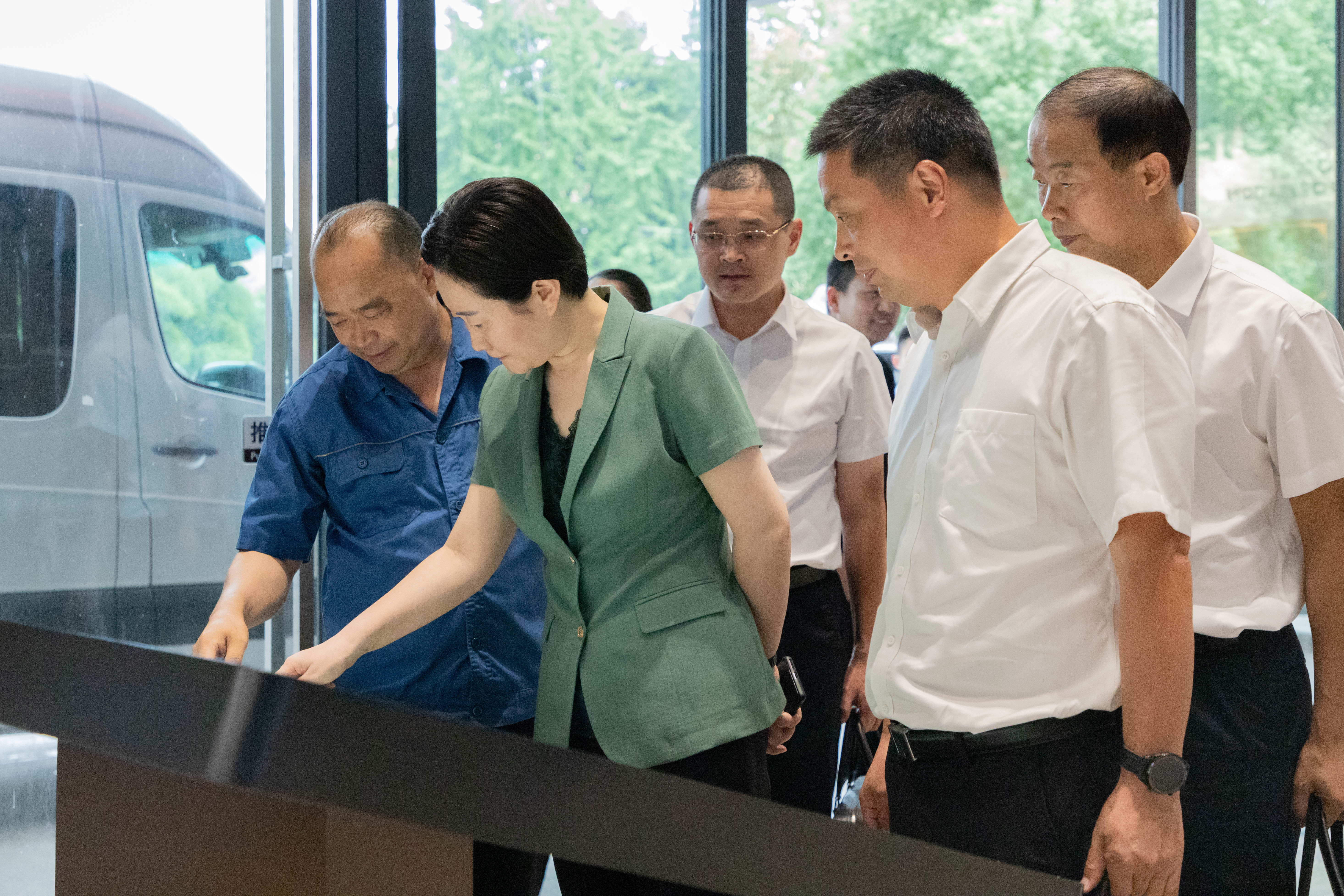 �����и��г��������־ֳ��ź���һ��ݰ����ŷ�����ɷݵ���ָ��